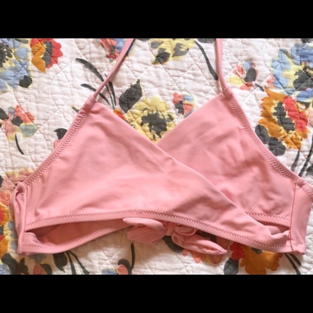 Pink bikini top